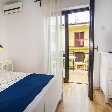Pineta House Vidos شقة *