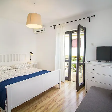 Pineta House Vidos * بوريتش