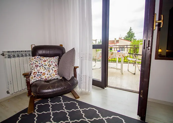 Pineta House Vidos Apartman *